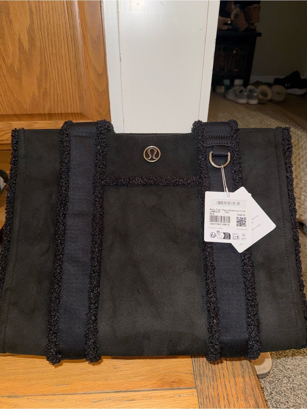 Lululemon Boxy Tote Bag 10L Faux Shearling Trims